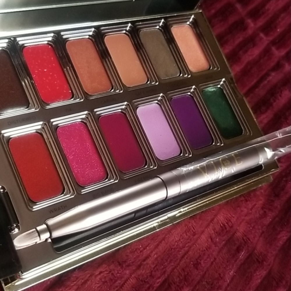 Urban Decay Vice lipstick palette